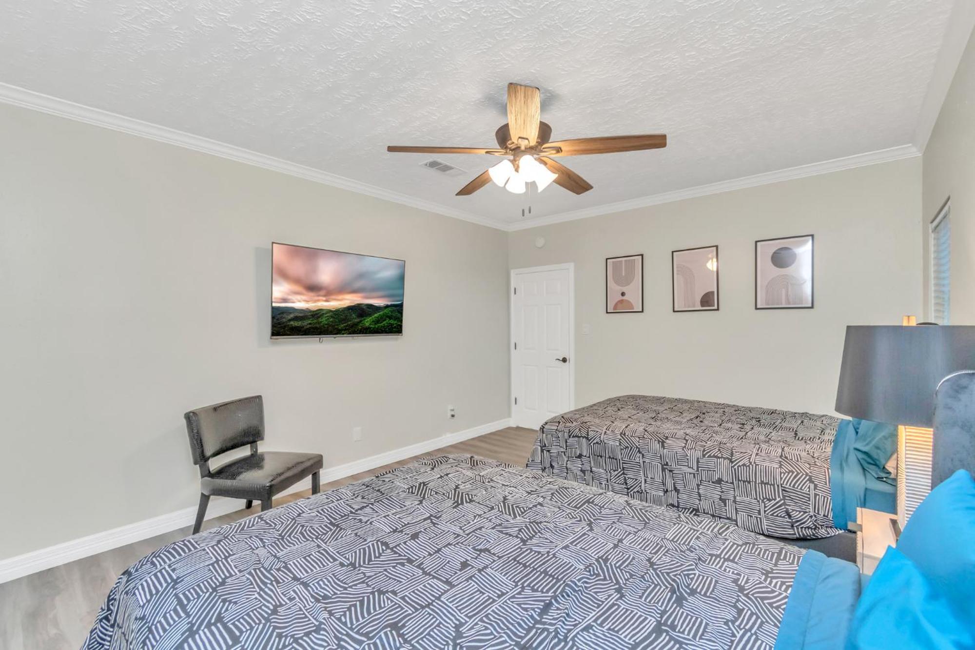 1976 Accessiblegem Jacuzzi Sleep13 Chinatown 20Mins Dt Villa Houston Luaran gambar